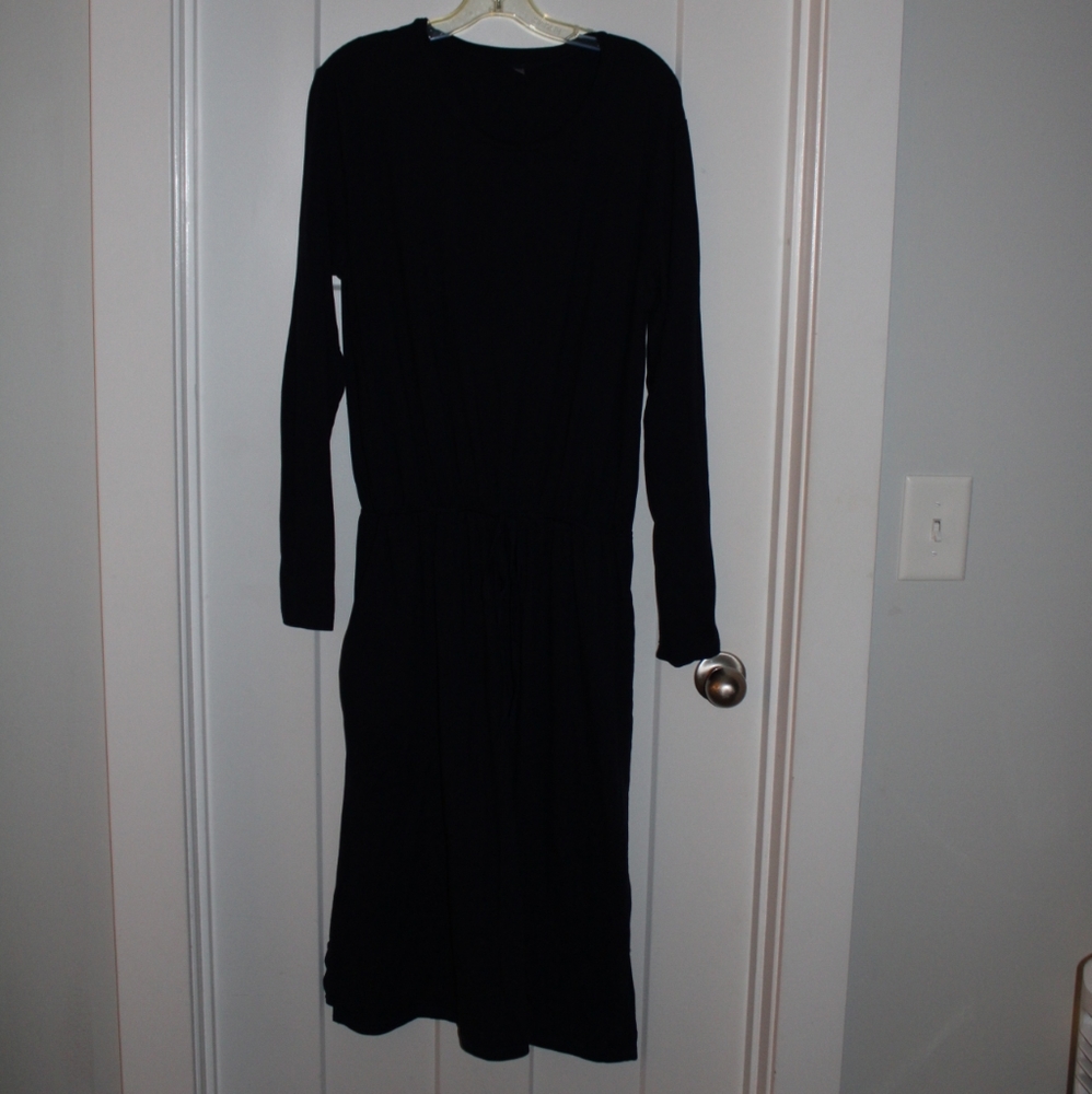 Long Sleeve Navy Midi Dress
